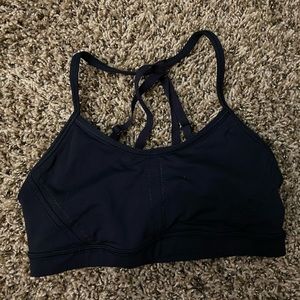 Lululemon sports bra size2